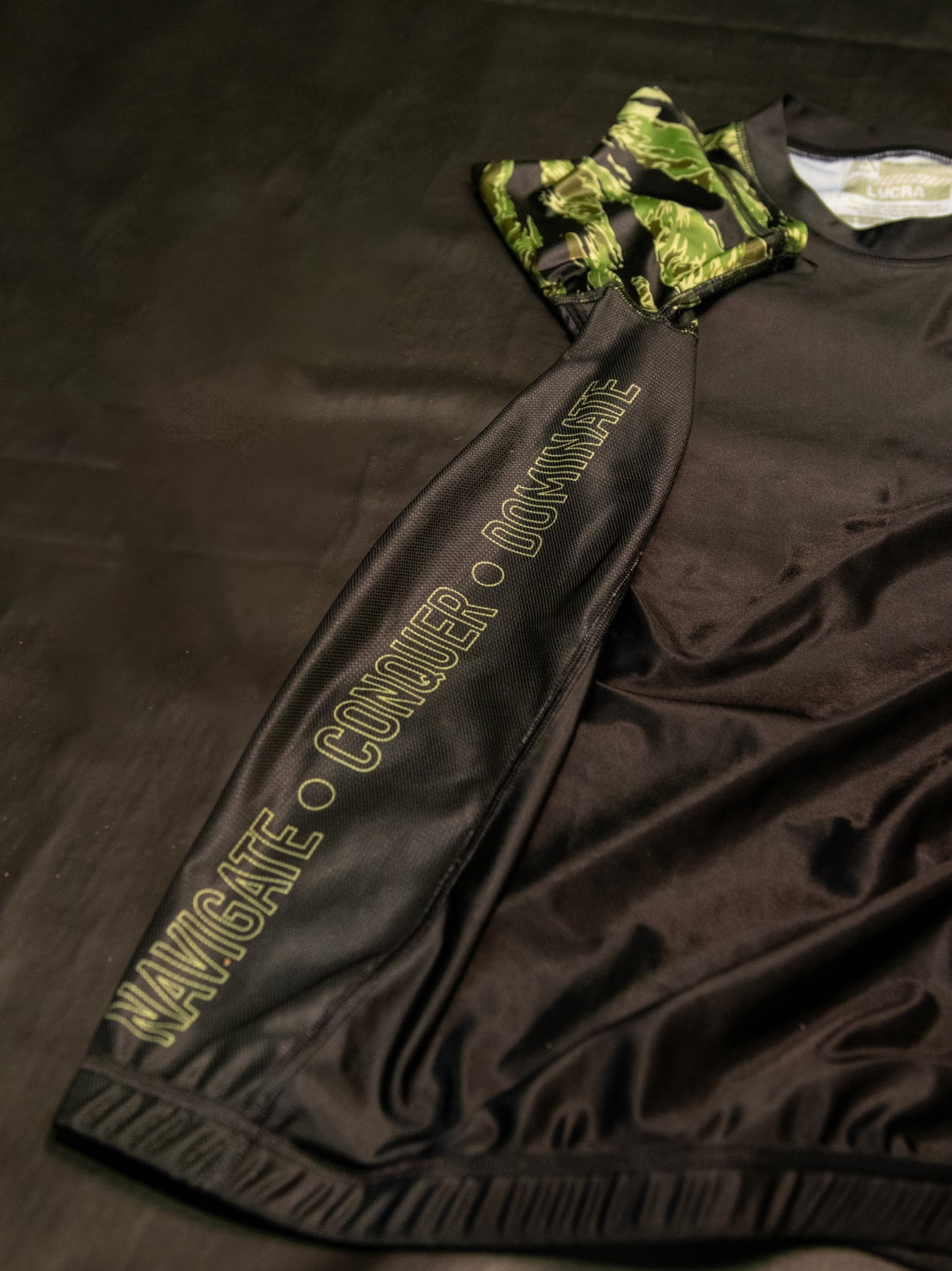 [EC03] Tigris Rashguard