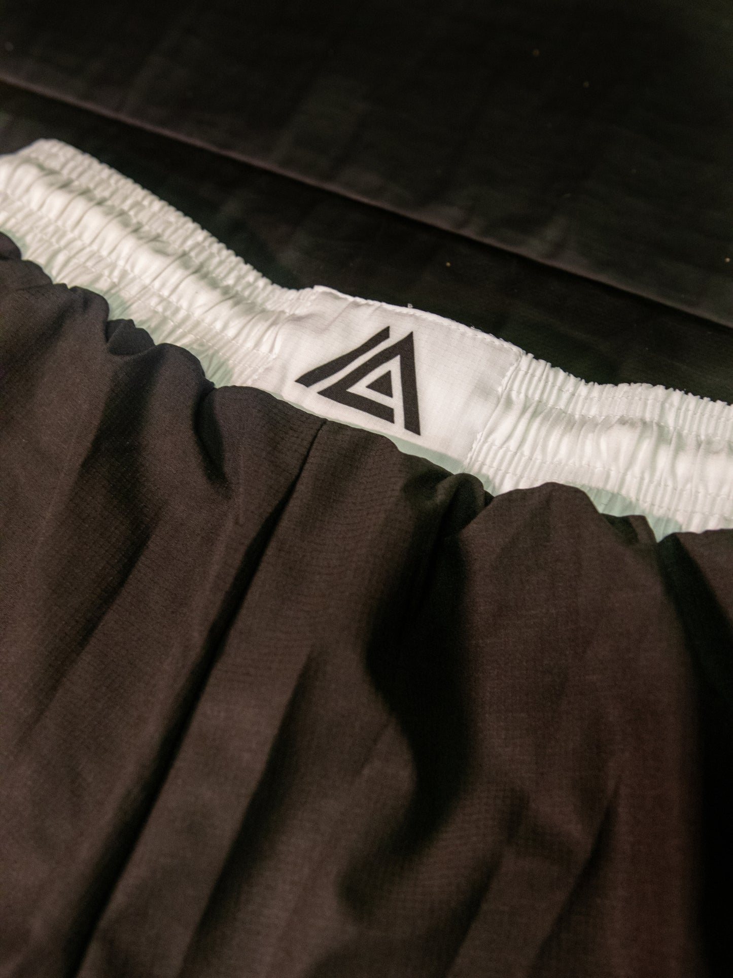 [EC03] Cinder Compression Training Shorts